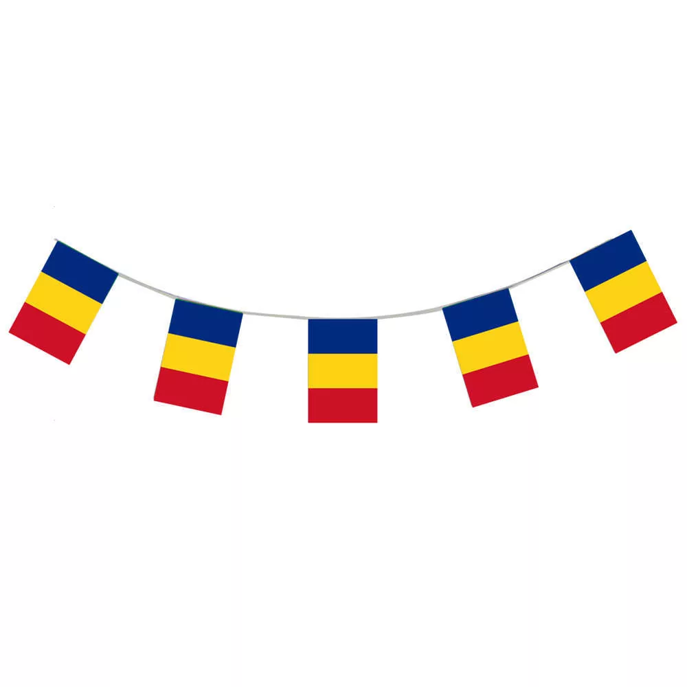 Ghirlanda Romania de 4 metri cu stegulete de 32 x 20 cm